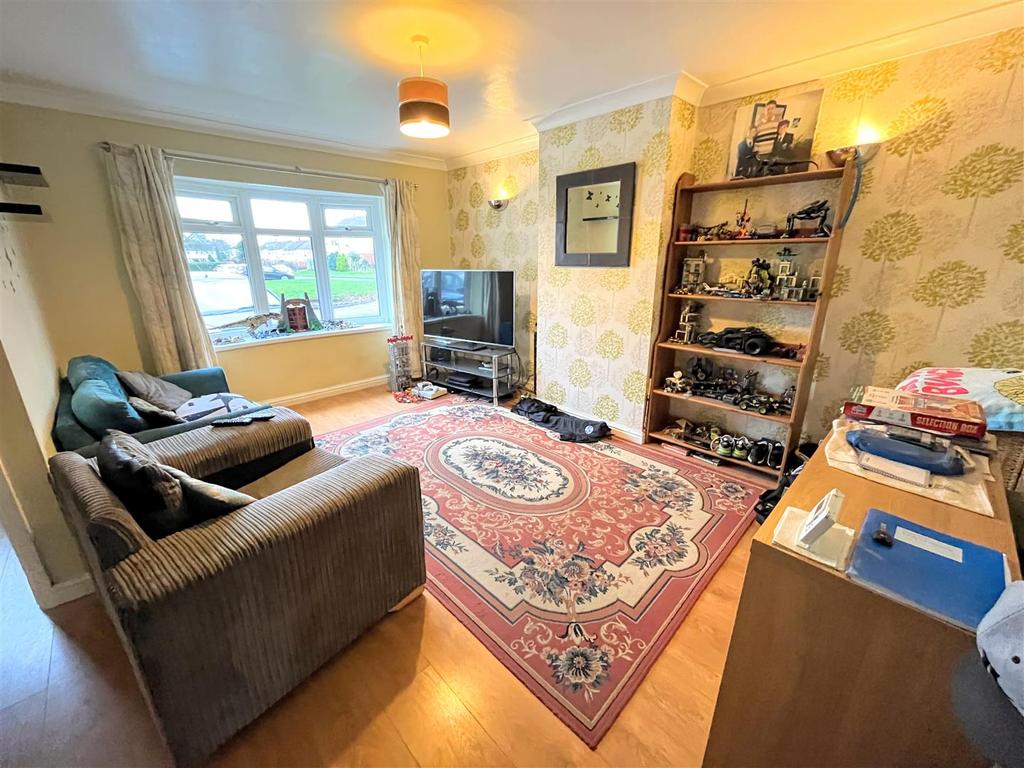 Baliol Green, Newton Aycliffe 5 bed townhouse £125,000