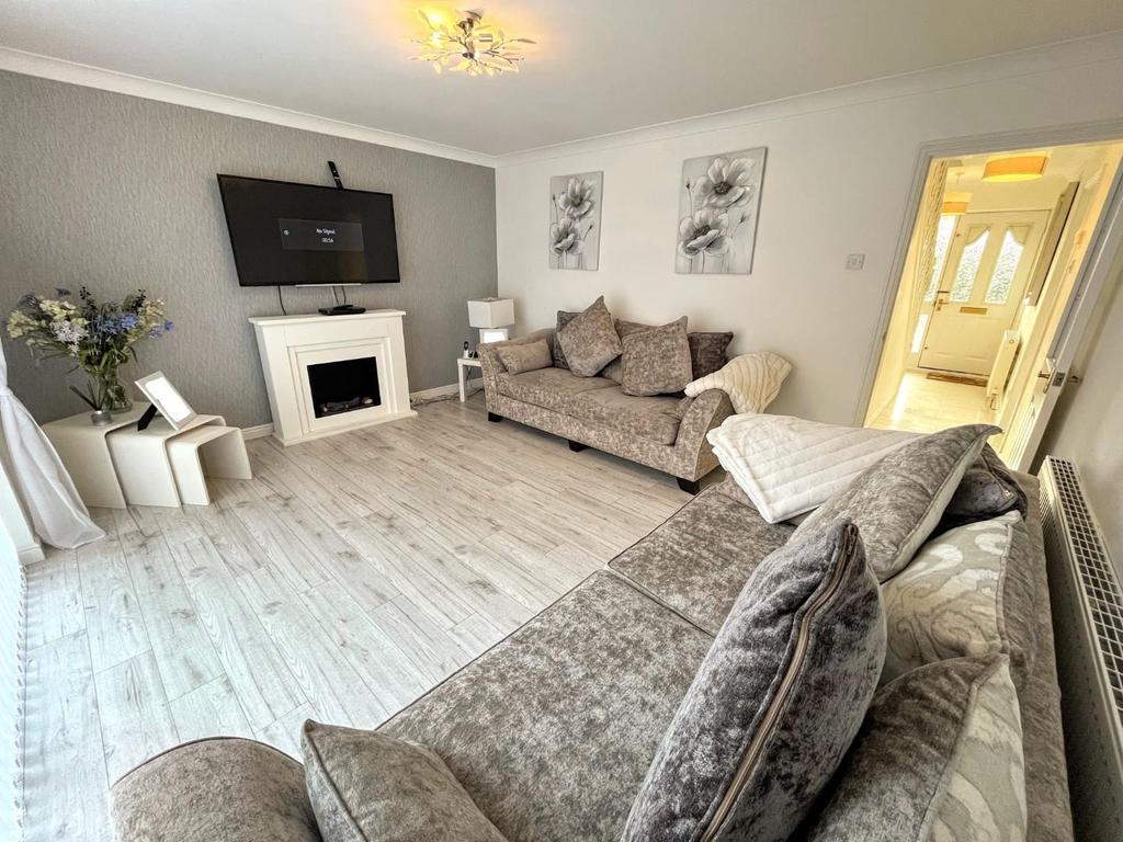 Cheltenham Way, Woodham, Newton Aycliffe 4 bed detached house £255,000