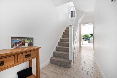 Ty Coed Forest Road, Ascot, SL5 8QF