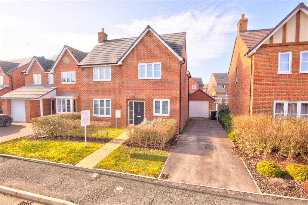 Cartwright Way, Evesham 4 bed detached house £475,000
