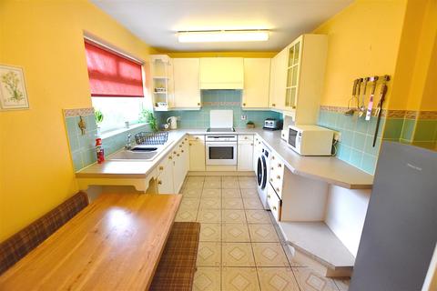 3 bedroom semi-detached house for sale - The Drive, off Cornmeadow Lane, Claines, Worcester