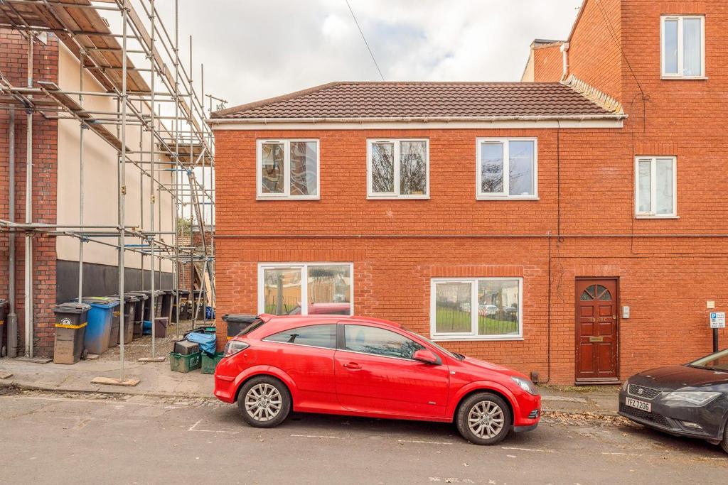 North Street, Bedminster 3 bed £325,000