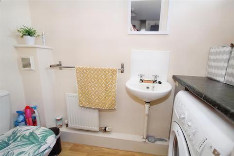 33 Alderman Close, Beeston, Nottingham, NG9 2RH