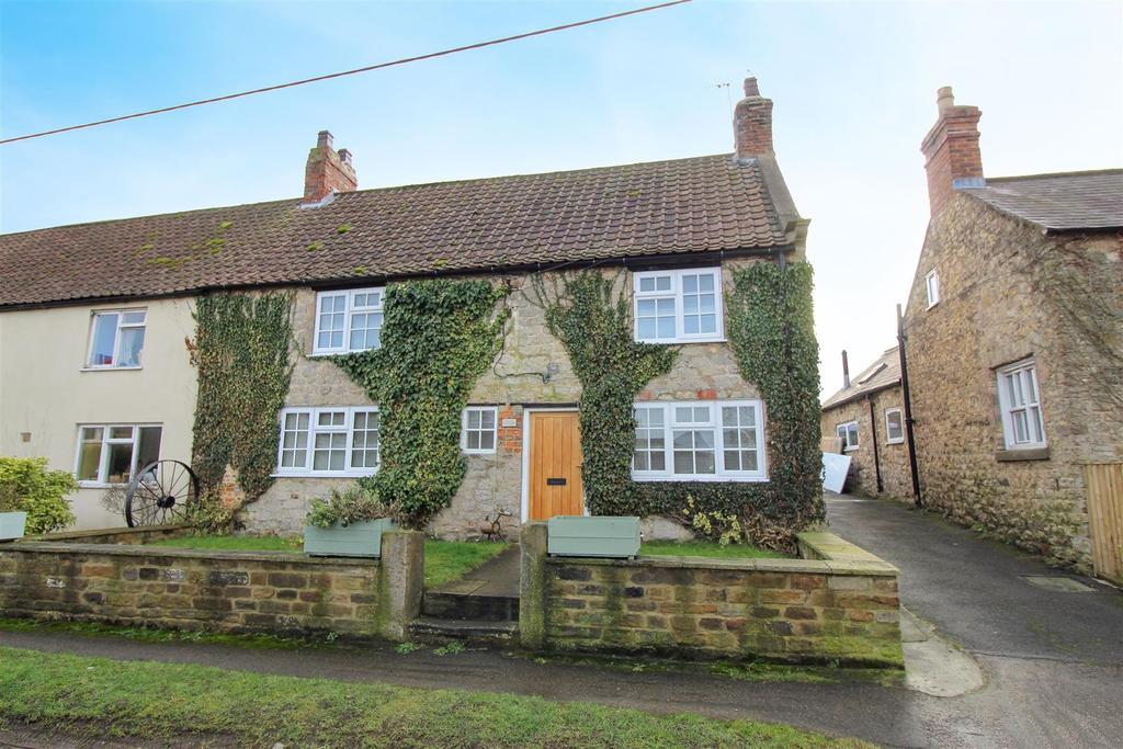 Snape, Bedale 2 bed semidetached house £700 pcm (£162 pw)