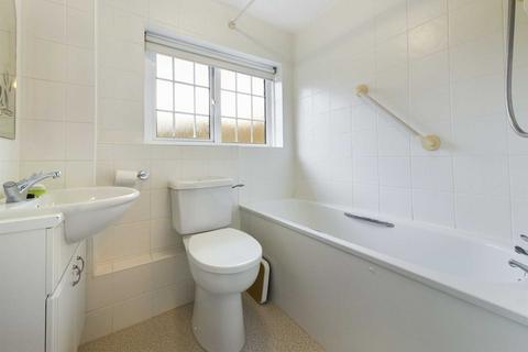 242 Boxted Road, Hemel Hempstead, HP1 2QU
