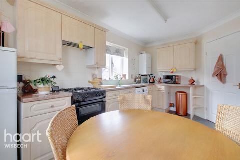 6a All Saints Close, Elm, Wisbech, PE14 0BH