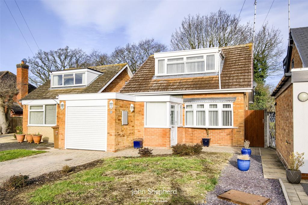 Belton Close, Hockley Heath... 2 bed detached house £425,000