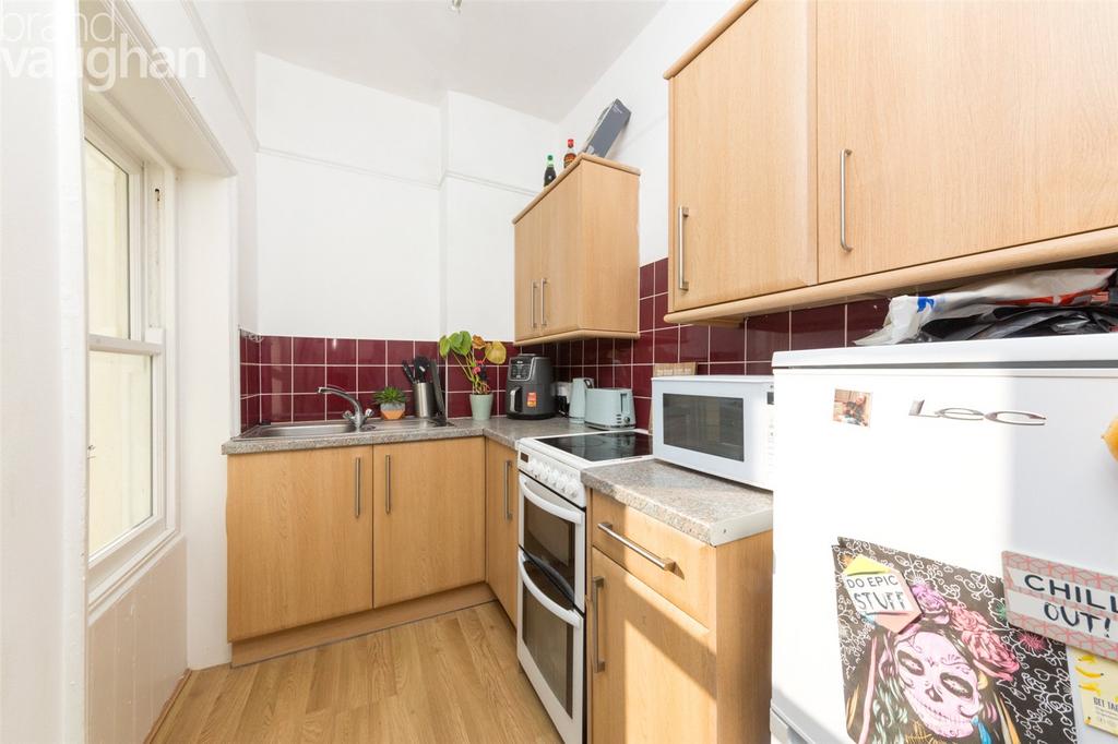Apartment in Hove - View 4