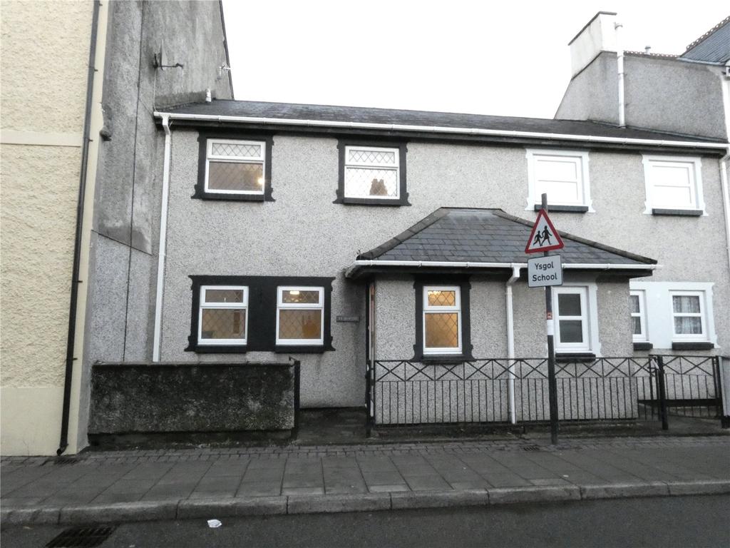Watling Street, Llanrwst, Conwy, LL26 3 bed terraced house £675 pcm