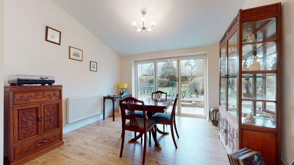 Kitchen/dining/family room