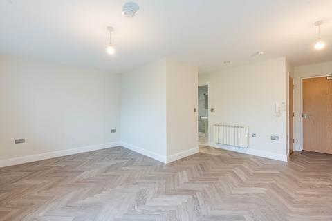 Studio to rent, Henry Liddon Court Marcham Road, Abingdon, Oxfordshire, OX14