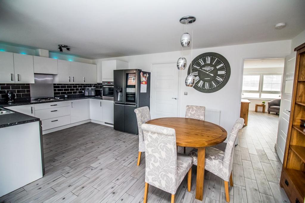 Kitchen 3