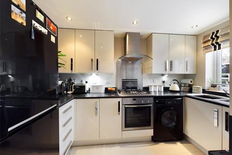 10 Graces Field, Stroud, GL5 4EN