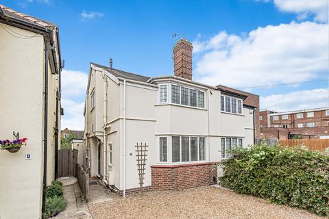 5 bedroom semi-detached house to rent - Kennett Road, Headington, Oxford, OX3