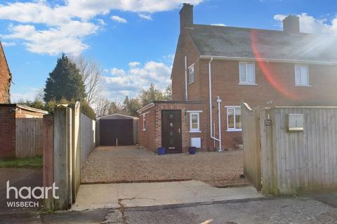 3 bedroom semi-detached house for sale - Seafield Road, Leverington