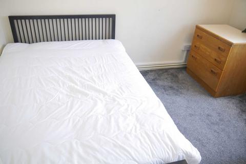 2 bedroom flat to rent - Aldykes, Hatfield