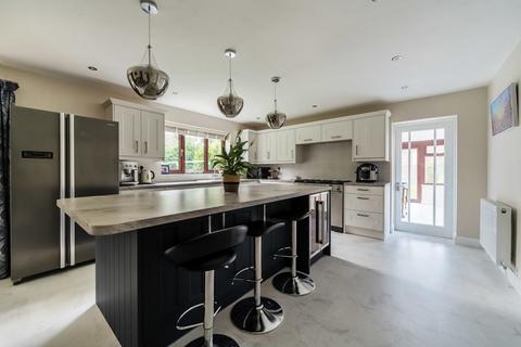4 bedroom detached house for sale - Sherecroft Gardens, Botley, Southampton, Hampshire, SO30