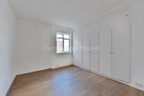 2 bedroom apartment for sale, Green Lanes, London, N13