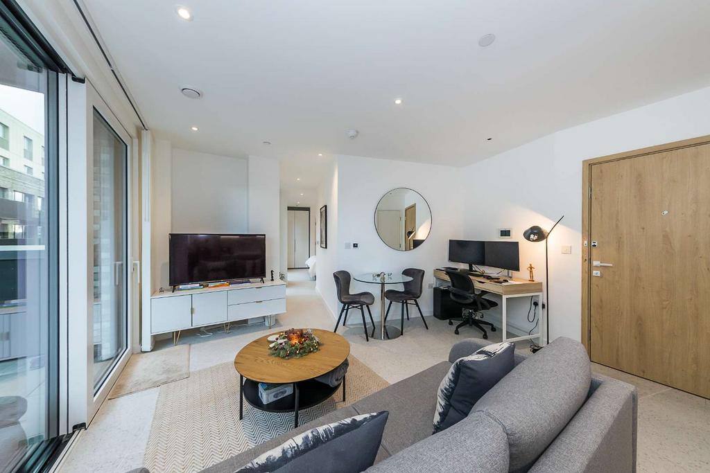 Apartment in Whitechapel - View 3