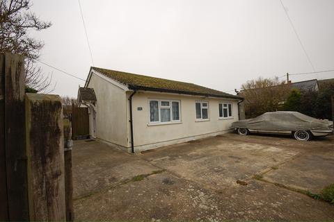 3 bedroom detached house for sale - Lydd Road, Camber, Rye