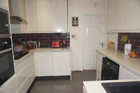 6 Garrison Lane, Chessington, KT9 2LB