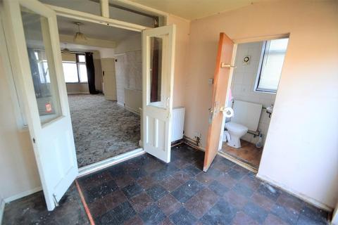 59 Hounslow Road, Feltham, TW14 0AU