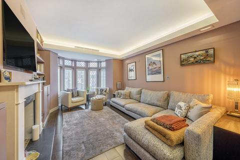 2 Hornsey Lane Gardens, London, N6 5PB