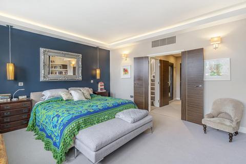 2 Hornsey Lane Gardens, London, N6 5PB