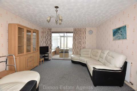 3 bedroom end of terrace house for sale, Woodward Close, Gosport