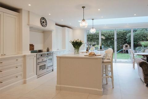 5 bedroom semi-detached house for sale - Kingsway, Chalfont St. Peter, Gerrards Cross, Buckinghamshire, SL9