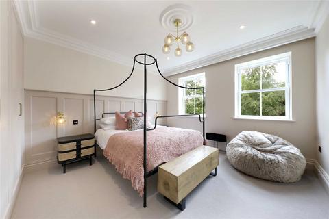 5 bedroom semi-detached house for sale - Kingsway, Chalfont St. Peter, Gerrards Cross, Buckinghamshire, SL9