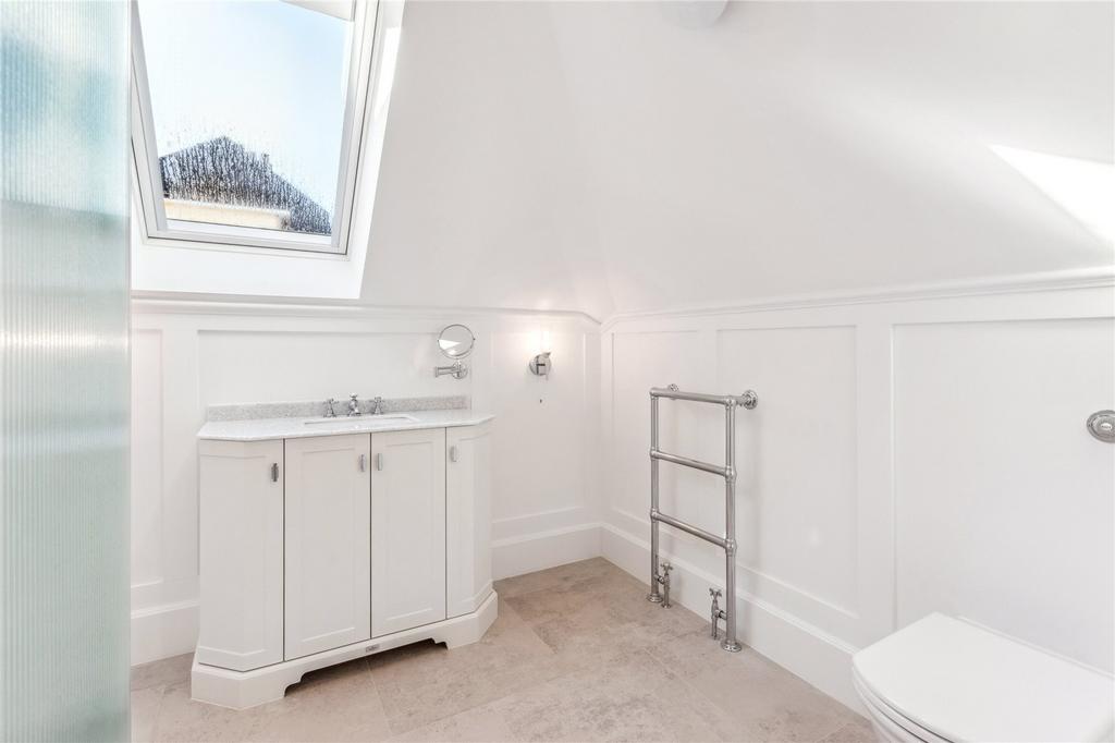 Bed 5 En-Suite