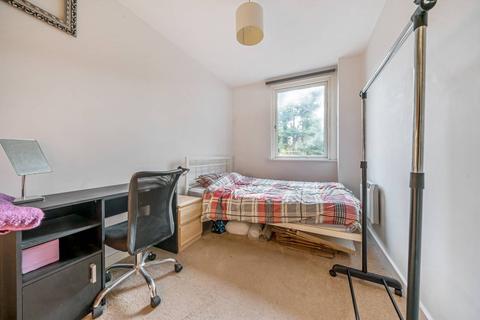 2 bedroom flat for sale, Crouch End Hill, Crouch End, London, N8