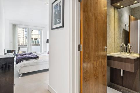 2 bedroom flat to rent, Kew Bridge Road, Brentford, Middlesex