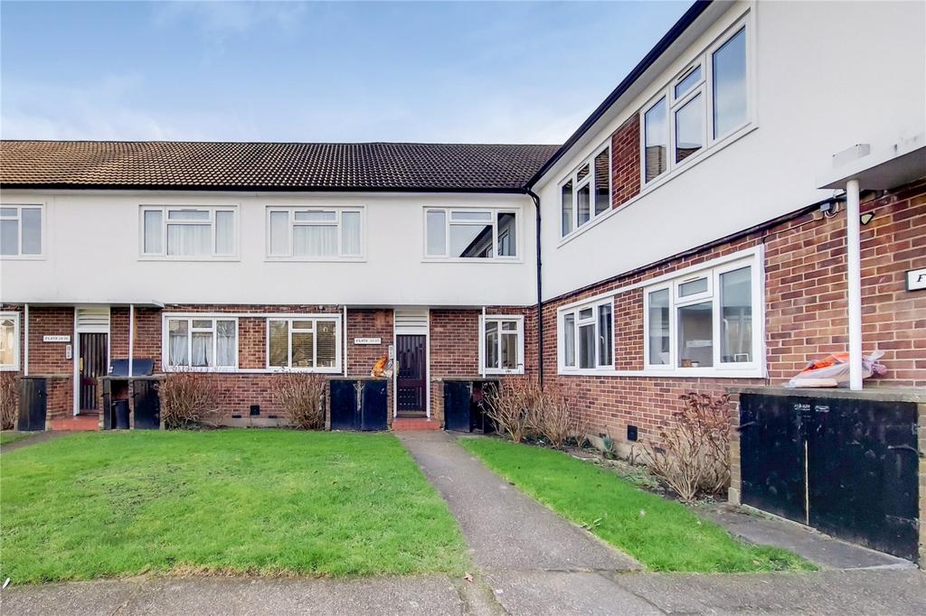 Radcliffe Square, London 2 bed flat £1,950 pcm (£450 pw)