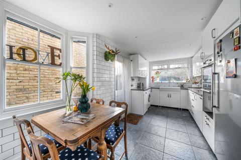 4 Fairthorn Road, London, SE7 7RL