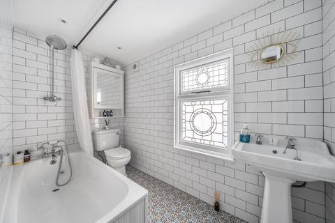 4 Fairthorn Road, London, SE7 7RL