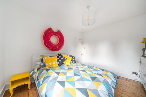 4 Fairthorn Road, London, SE7 7RL