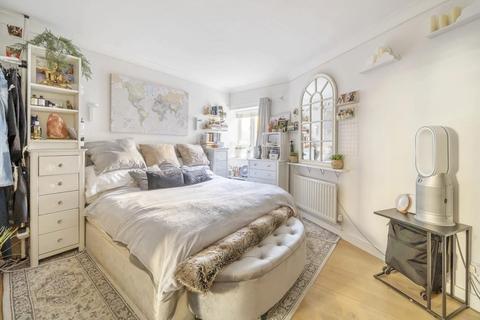 2 bedroom flat for sale - Percy Circus, London
