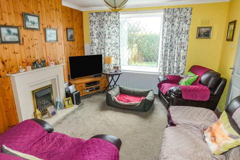 3 bedroom semi-detached house for sale - Arundel Square, Ashington, Northumberland, NE63 8AW