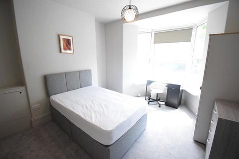 undefined, Broadway, Pontypridd