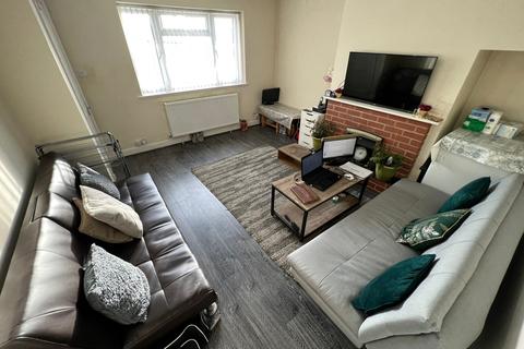 4 bedroom terraced house to rent - Dashwood Road, Oxford, Oxfordshire, OX4