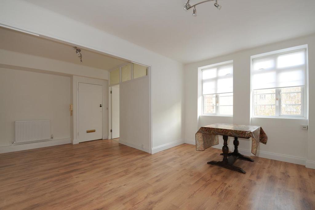 Townshend Court, St John's Wood NW8 2 bed flat £2,275 pcm (£525 pw)