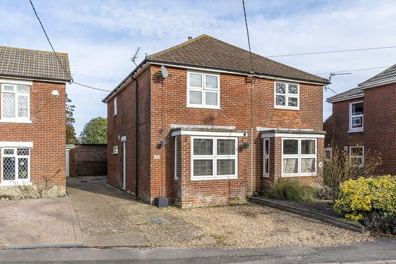 Pound Road, Bursledon, Southampton, Hampshire. SO31 8FE 3 bed semidetached house for sale £