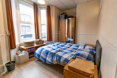 2 bedroom flat to rent, Fairfield Road, Jesmond, Newcastle Upon Tyne