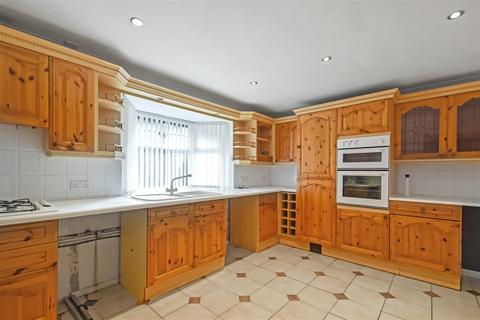 27 Baxter Close, Murdishaw, Runcorn, WA7 6HU