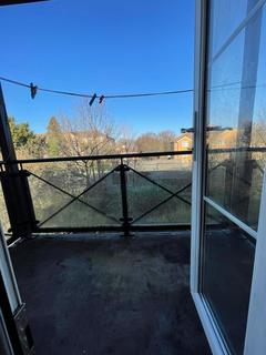 95 Piper Way, Ilford, IG1 4FE