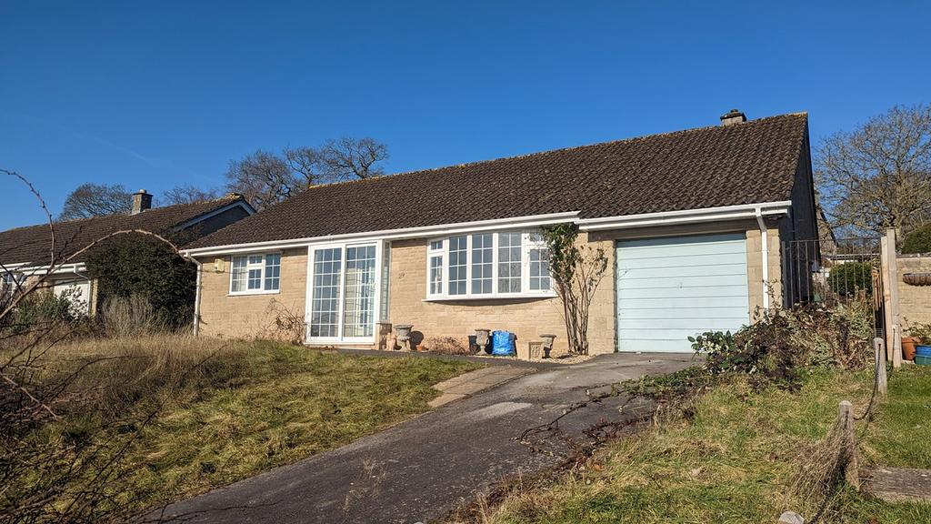 Kippax Avenue, Wells, BA5 3 bed bungalow £495,000