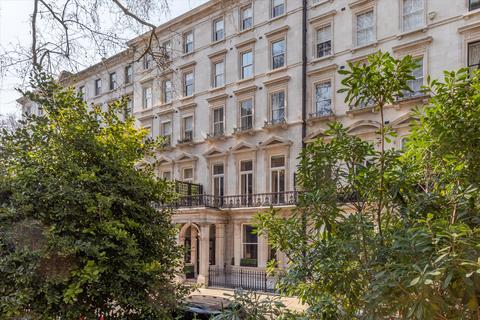 4 bedroom maisonette for sale, Ennismore Gardens, Knightsbridge, London, SW7