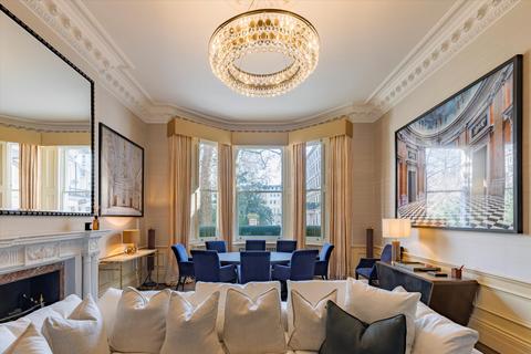 4 bedroom maisonette for sale, Ennismore Gardens, Knightsbridge, London, SW7